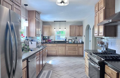 Corrales House | Charming Corrales Adobe: Family-friendly, a tranquil and luxurious getaway.