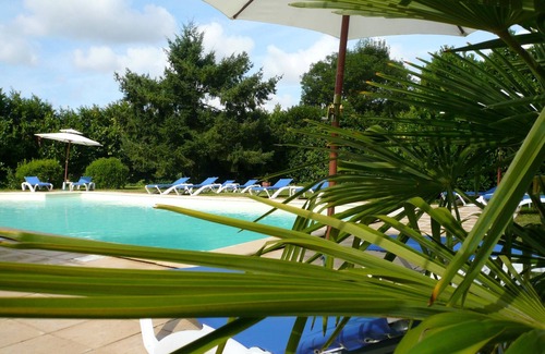 Villeneuve-sur-Lot Cottage | Charming Cottage with Swimming Pool South West