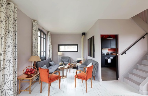 Ault Apartment | Charming cottage for 8 people in the heart of a wood by the sea