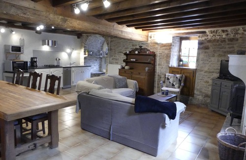 Sainte-Colombe-en-Auxois Cottage | Charming cottage in the heart of Auxois: "La Renarde"
