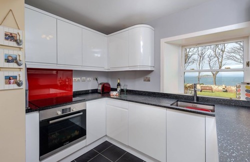 North Berwick Cottage | Charming Cottage in North Berwick with Sea Views
