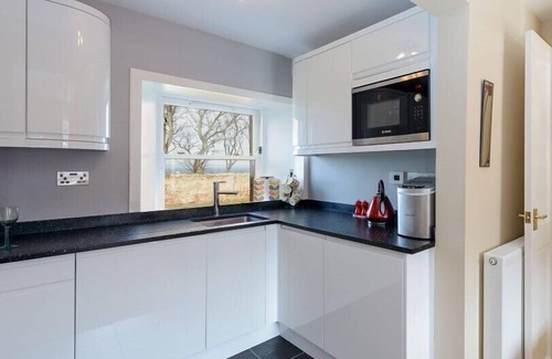 North Berwick Cottage | Charming Cottage in North Berwick with Sea Views
