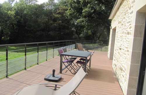 Goulien Cottage | Charming cottage in the framework of an old mill in the countryside