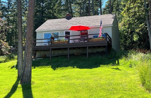 Dayton Cottage | Charming Cottage on Flathead Lake with Dock