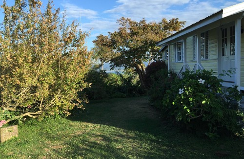 Robins Bay Cottage | Charming Cottage on Beautiful Jamaica Plantation Estate