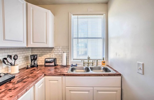 Sellers Cottage | Charming Cottage with easy access to local attractions-pet and kid friendly