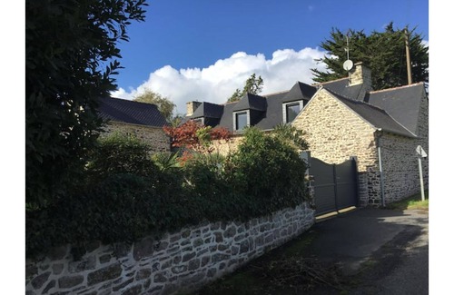 Plouezec House | Charming cottage with jacuzzi