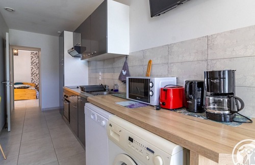 Nueil-sur-Layon Cottage | Charming Countryside Retreat with Spa - Near Vineyards and Castles