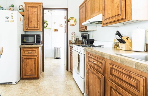 Clewiston House | Charming Country Home, Pool, Pet Friendly