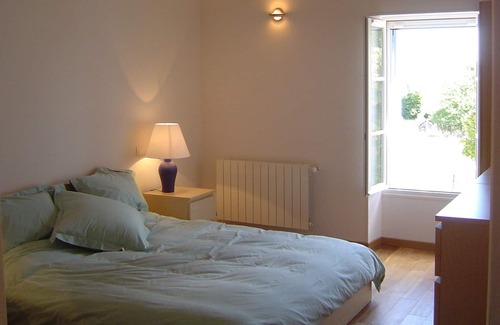 Semoussac House | Charming Country House with heated pool and large garden