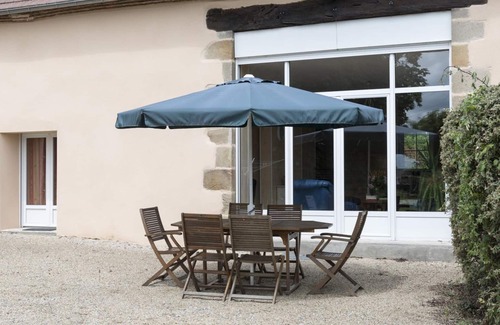 Cressanges Cottage | Charming Countryside Cottage with Private Garden, Shared Pool & Modern Amenities