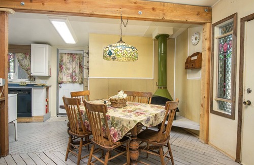 Munds Park Cabin | Charming Cozy Uniquely Furnished Rustic Cabin Steps to Forest Trails