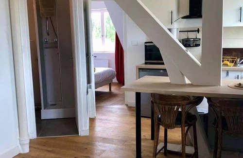 Montchapet Apartment | Charming Dijon's Escape