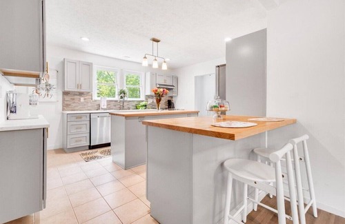 Harrison House | Charming Downtown Harrison Home