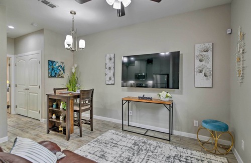 Edinburg Apartment | Charming Edinburg Apartment ~ 3 Mi to Dtwn!