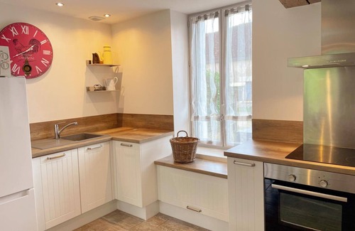 Noyers-sur-Cher Cottage | Charming Family Cottage with Garden, Near Beauval Zoo and Loire Castles