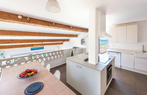 Antheor Villa | Charming Family Villa with Spectacular View