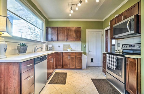 Zanesville House | Charming & Family-Friendly Zanesville Home!