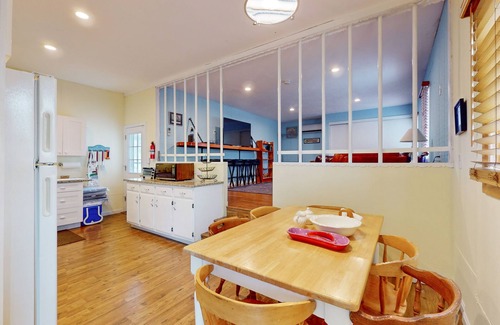 Newburyport House | Charming family home conveniently placed near water, beaches, & more