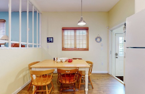Newburyport House | Charming family home conveniently placed near water, beaches, & more