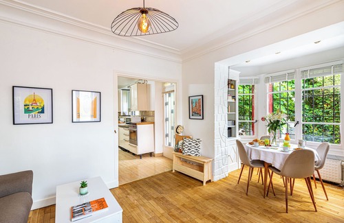 Arcueil House | Charming Family Home with Private Garden!