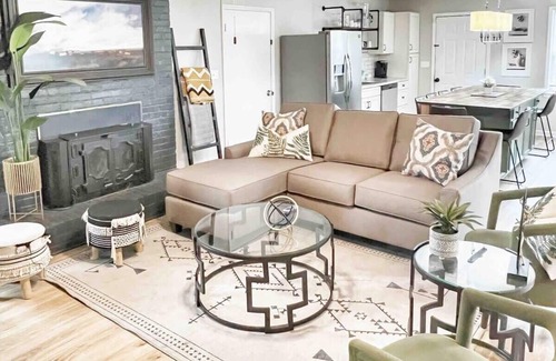 Decatur House | Charming Family Retreat Near Parks Fire Pit & Games