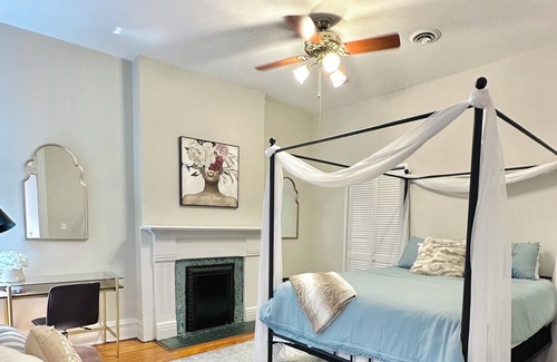 Fan District Apartment | Charming "Fan District" Apartment