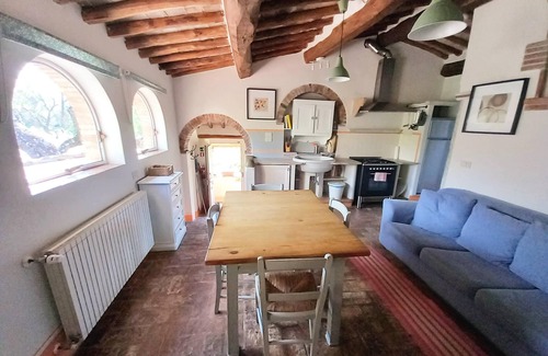San Macario In Monte Apartment | Charming farmhouse apartment with garden, pool and views