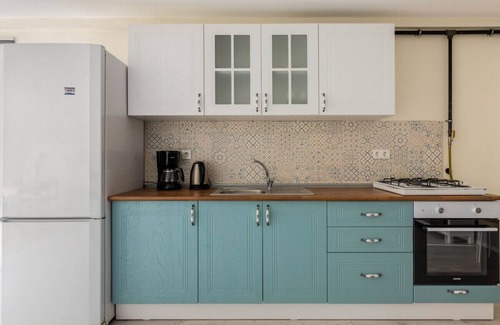 Osmanbey Apartment | Charming Flat with Patio in Nisantasi