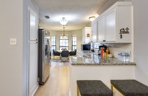 Everman House | Charming Fort Worth Home - 12 Mi to Downtown!