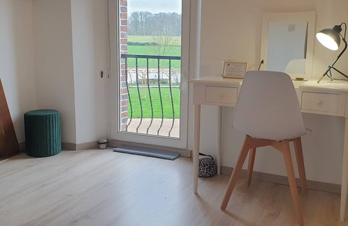 Belhomert-Guehouville Cottage | Charming cottage with nature, Wi-Fi, BBQ and private terrace