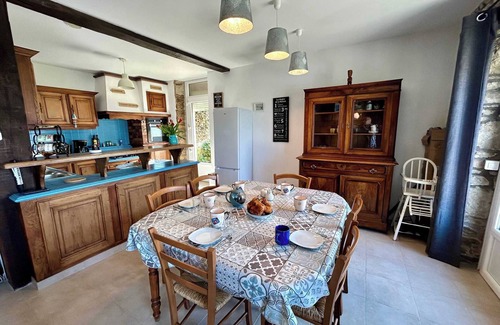 Saint-Michel-en-Greve House | Charming seaside family home - sleeps 8