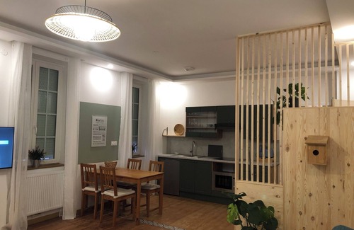 Cronenbourg Ouest Apartment | Charming, fully renovated apartment close to all amenities.