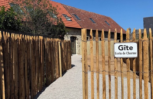 Granville Villa | Charming Gift Box ‘Between Land and Sea in Granville’ NEW