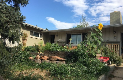 Golden House | Charming Guest Suite Close to Downtown Golden