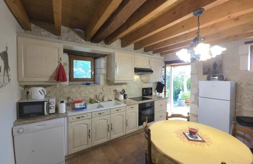 Brantome-en-Perigord Apartment | Charming house in Brantôme, pets allowed, parking included