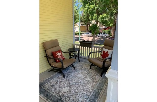 South Lethbridge House | Charming heritage house 2-bedroom home in the heart of downtown.