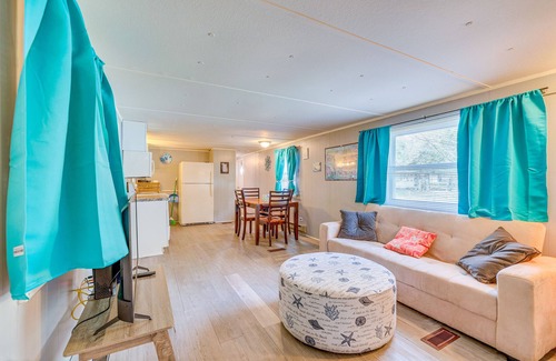 Hernando House | Charming Hernando Retreat w/Screened Patio!