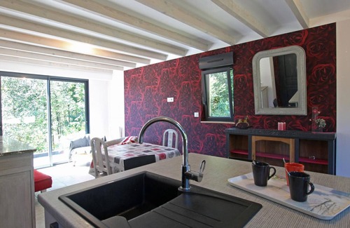 Le Mesnil-Rainfray Cottage | Charming hilltop cottage with nature view