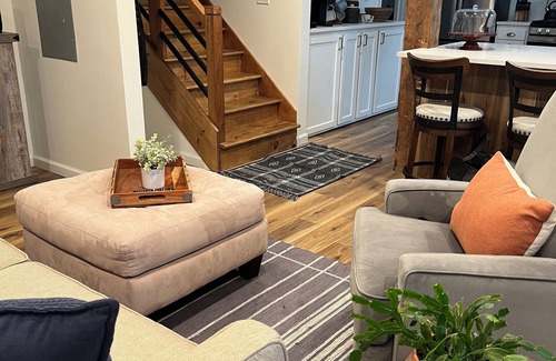 Lake Luzerne-Hadley House | Charming Hillside Cottage in Beautiful Lake Luzerne
