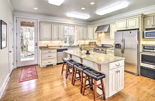 Dan River House | Charming Hillsville Home on Blue Ridge Parkway!