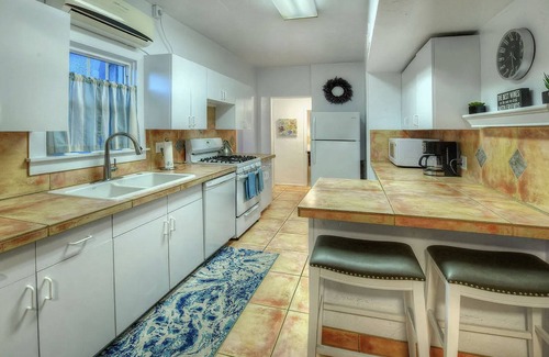 Blenman-Elm House | Charming Historic House in Central Tucson - Fully Renovated