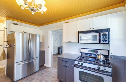 Neartown House | Charming Historic Houston Home w/Yard!