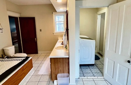 Lyons House | Charming historical 3-bedroom home in Lyons, Kansas