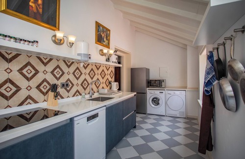 Otrobanda Apartment | Charming historical city apartment, Kura Hulanda Village