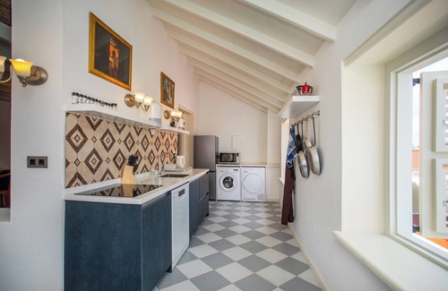 Otrobanda Apartment | Charming historical city apartment, Kura Hulanda Village