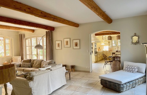 Cabrieres-d'Avignon Villa | Charming house with swimming pool in an authentic village 10 mn from Gordes