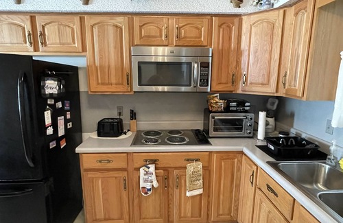 Piney Green House | Charming home 5 minutes to Camp Lejeune and Beaches