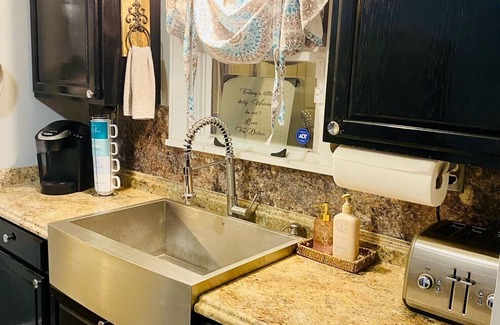 Enid House | Charming home - Downtown area