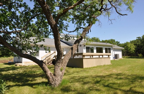 Cross Roads House | Charming home in 5 Acre